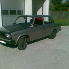 Lada 2105