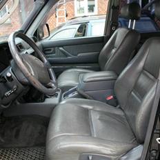 Toyota landcruiser hdj 80