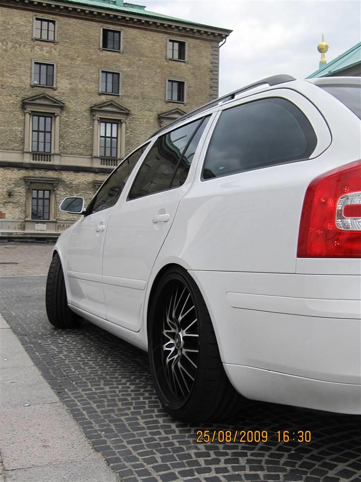 Skoda Octavia Combi #SOLGT# billede 7