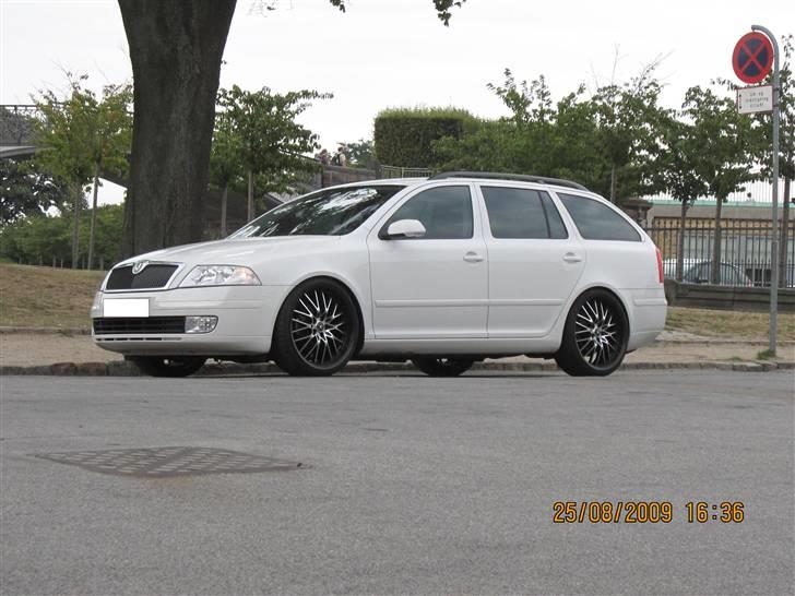 Skoda Octavia Combi #SOLGT# billede 10