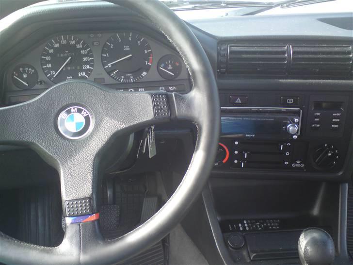 BMW e30  billede 9