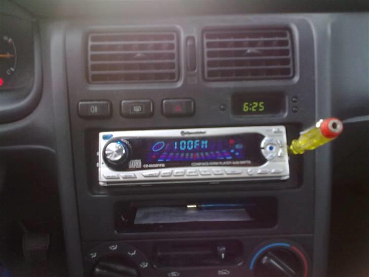 Toyota Carina  billede 10