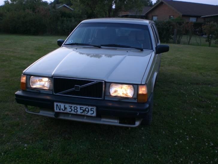 Volvo 740 GL aut. *SOLGT* billede 1