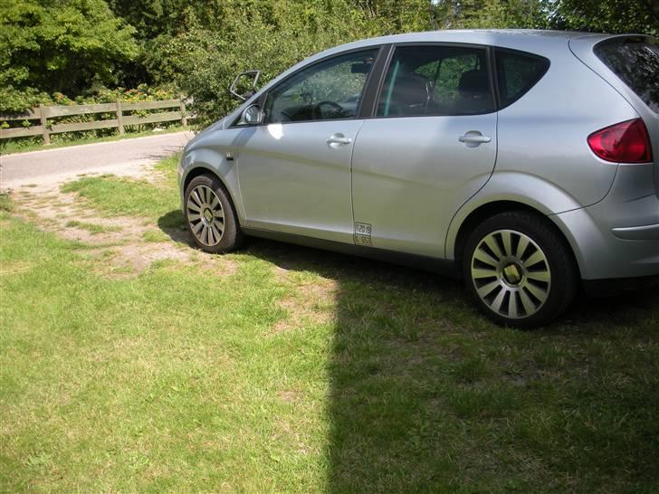 Seat Altea 1,9 TDi  SOLGT ! - Sommer fælgene billede 11