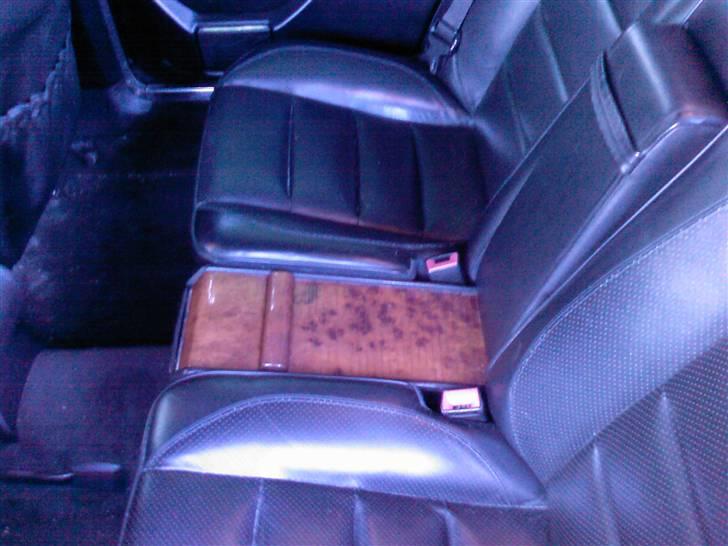 Mercedes Benz 300E AMG ***SOLGT*** - Split bagsæde med handskerum i midten billede 16