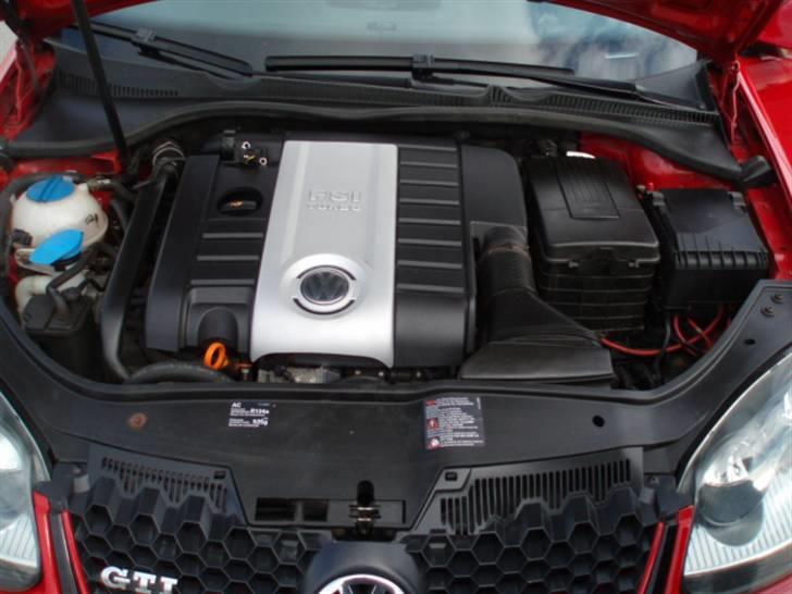 VW Golf V GTI billede 4