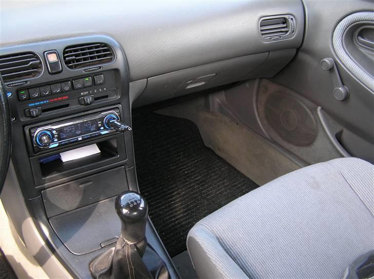 Mazda 626 1,8i CC |SOLGT| billede 11