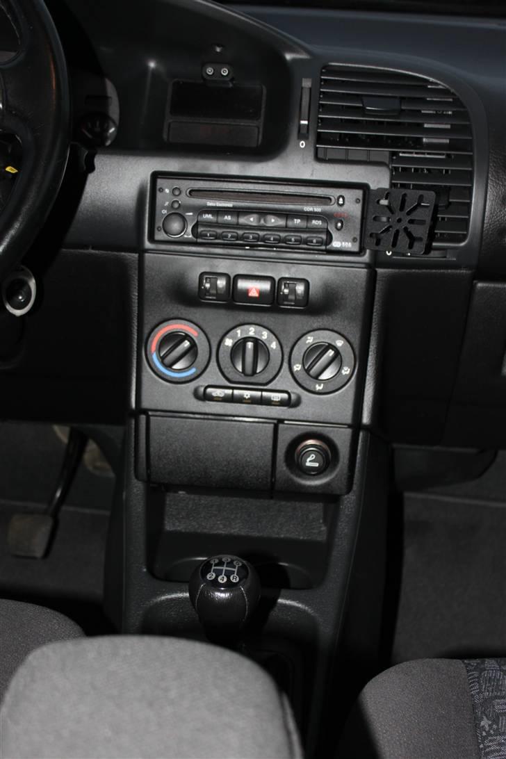 Opel ZAFIRA 2.2 i billede 3