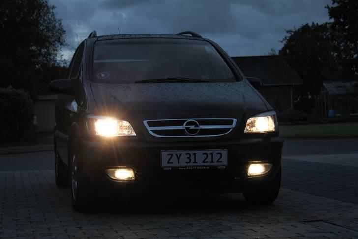 Opel ZAFIRA 2.2 i billede 5