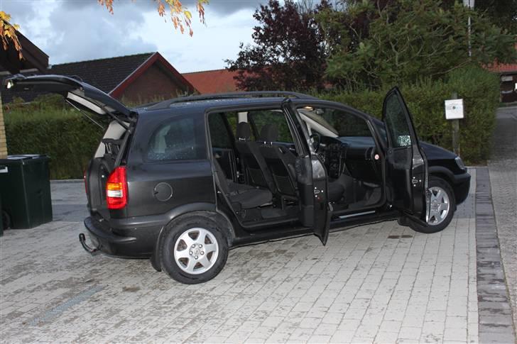 Opel ZAFIRA 2.2 i billede 6