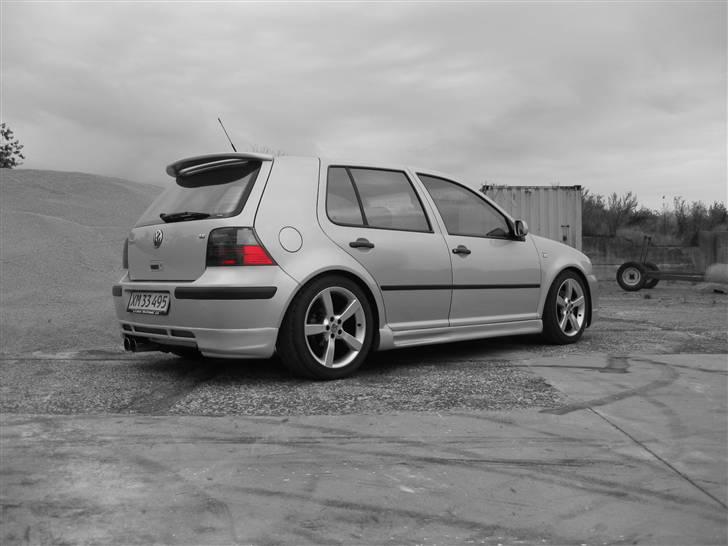 VW Golf 4  TOTALSKADET :'( billede 14