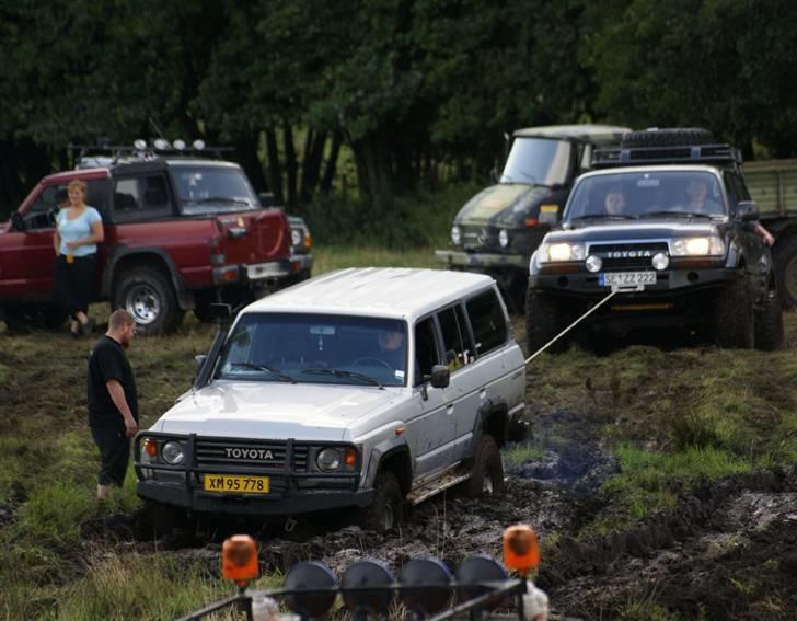 Toyota Land Cruiser HJ61 - Venskabsweekenden med Missens4x4 og Nissan4wd. billede 8