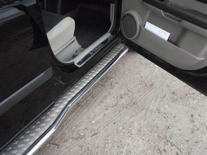Nissan X-trail Sport  - solgt - alu trinbræt billede 9