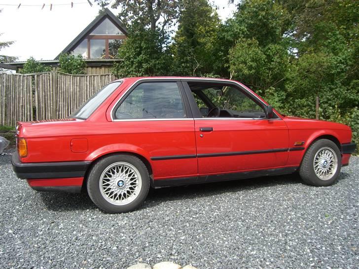BMW 325i billede 6