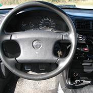 Nissan Sunny 1,4 LX "sendt til ophug"