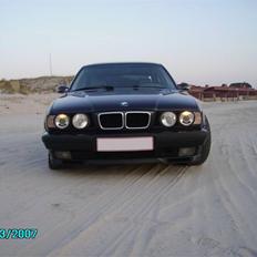 BMW 540i 4.0 V8 32v