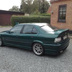 BMW E36 320i (solgt)