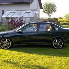 Opel Vectra B   **SOLGT**