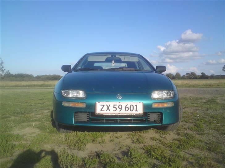 Mazda 323f ba billede 5