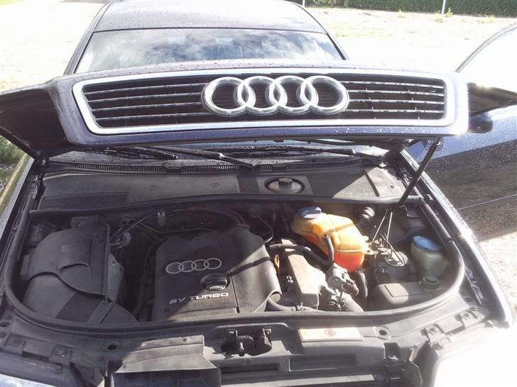 Audi  A6 1.8 T limo (solgt) billede 7