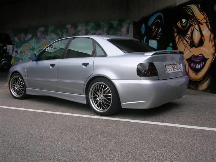 Audi A4 B5-*SOLGT* billede 4