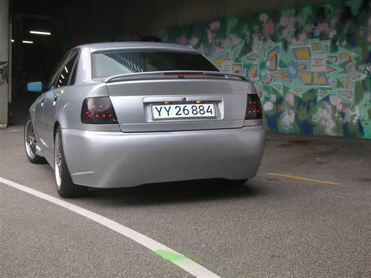 Audi A4 B5-*SOLGT* billede 6