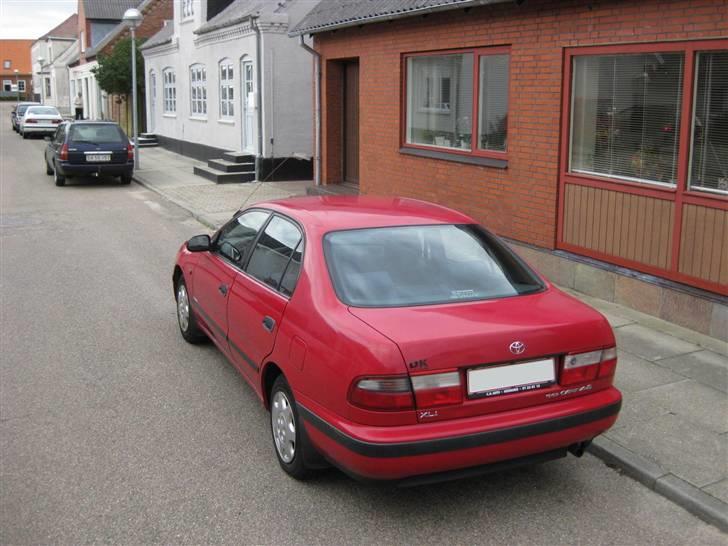 Toyota Carina E XLi Commander billede 2