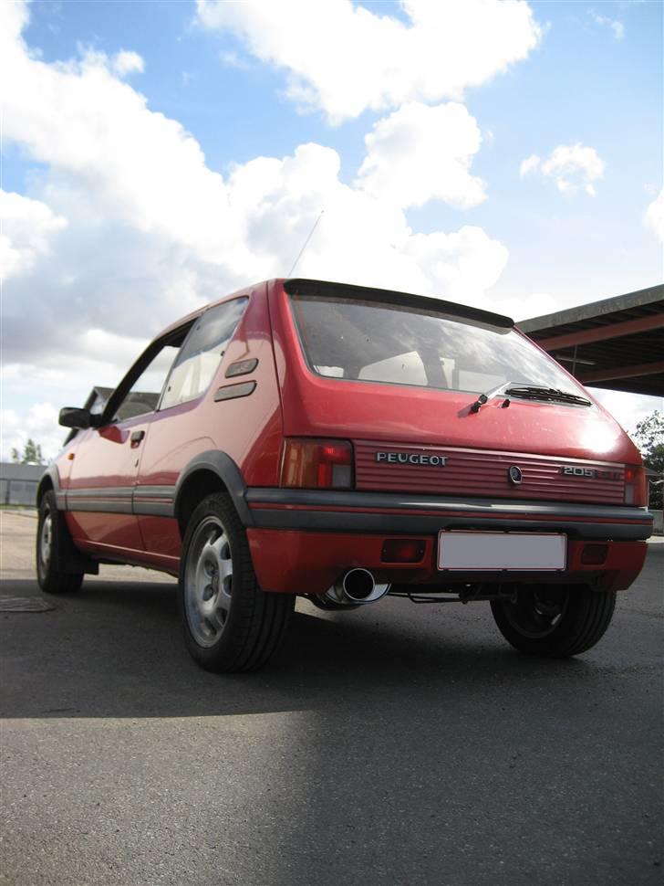 Peugeot 205 GTI 1.9 billede 3