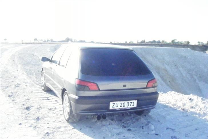 Peugeot 306 XR byttet - der kommer et bedre foto sener(: havde kun lige det her billede 1
