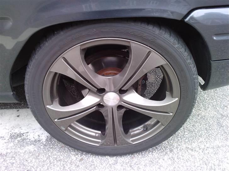 Citroën ZX 1.8i Furio - Passer egentlig meget godt med malede fælge dertil :) billede 5