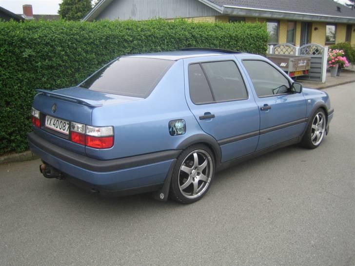 VW vento solgt billede 14