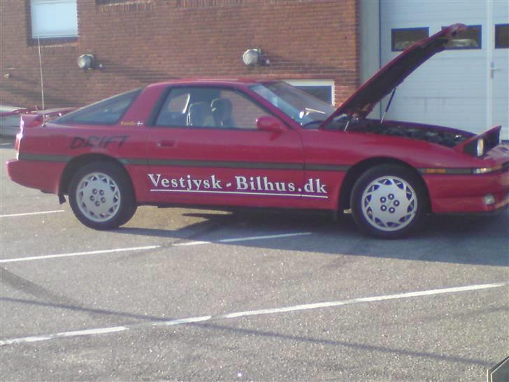 Toyota Supra(under ombygning ) billede 1