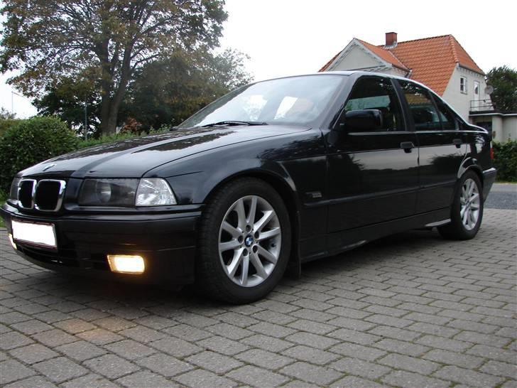 BMW 318 i Bavaria *Skadet*  billede 10