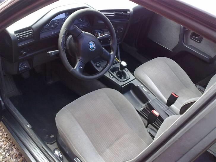 BMW E 30 billede 3