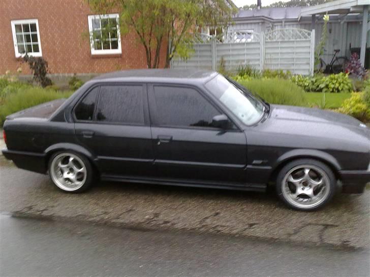 BMW E 30 billede 7