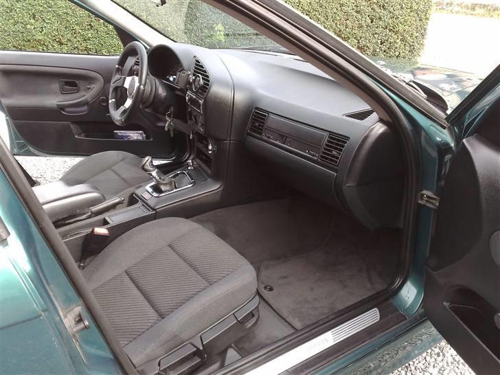 BMW E36 320i (solgt) billede 11