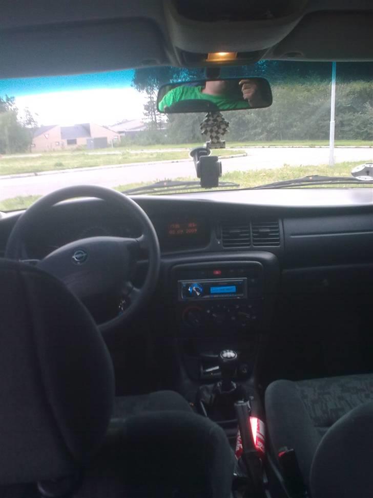 Opel vectra b sport solgt billede 10