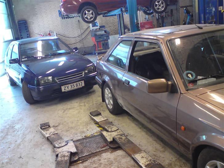 Opel Kadett E 1,6 S [SOLGT] - ja så kom der plader på .  billede 12