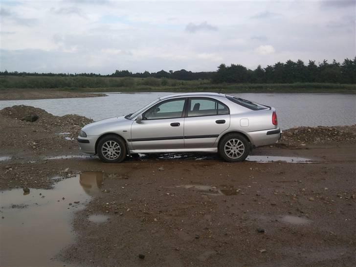 Mitsubishi carisma jubilæums model solgt billede 13