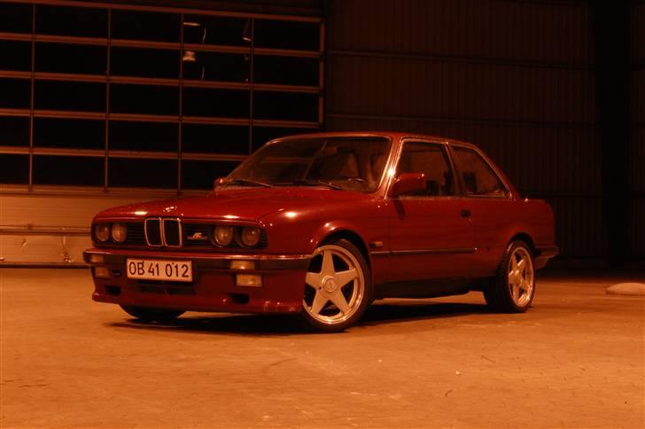 BMW 320 i coupe turbo billede 4