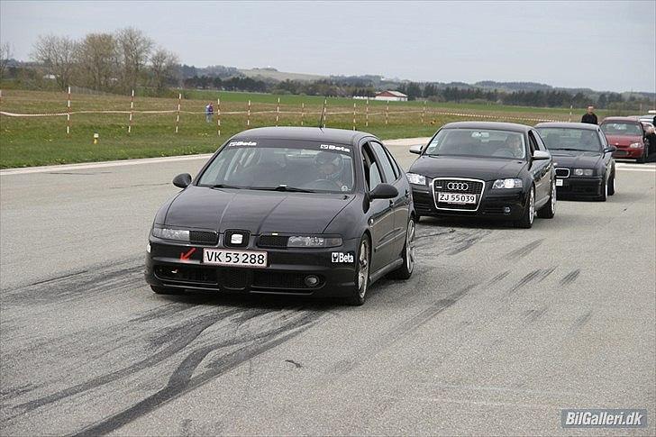 Seat Leon 20VT *totalskadet* billede 18