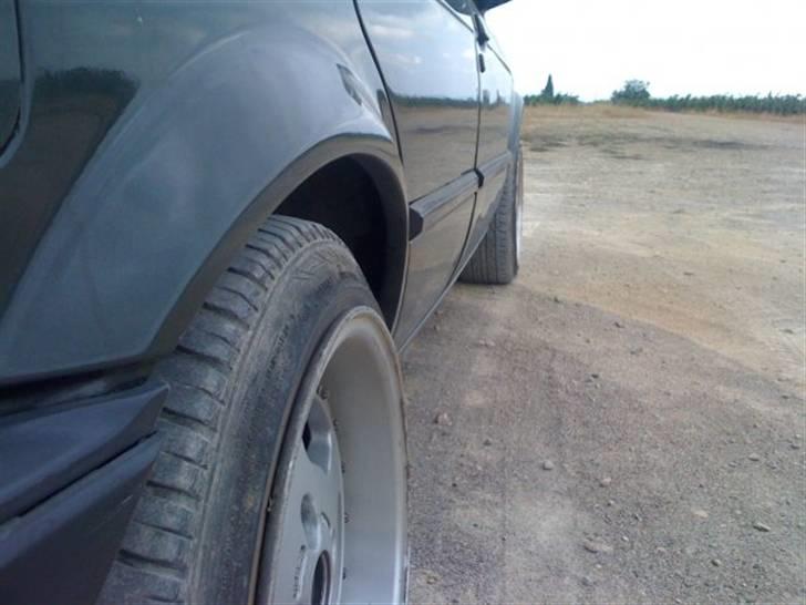 BMW 324 TD (solgt ) billede 4