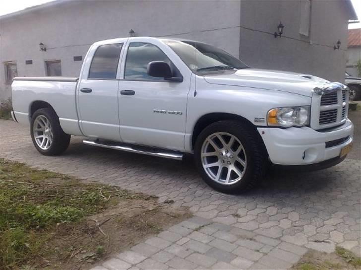 Dodge Ram 1500 SLT Quad CAB billede 14