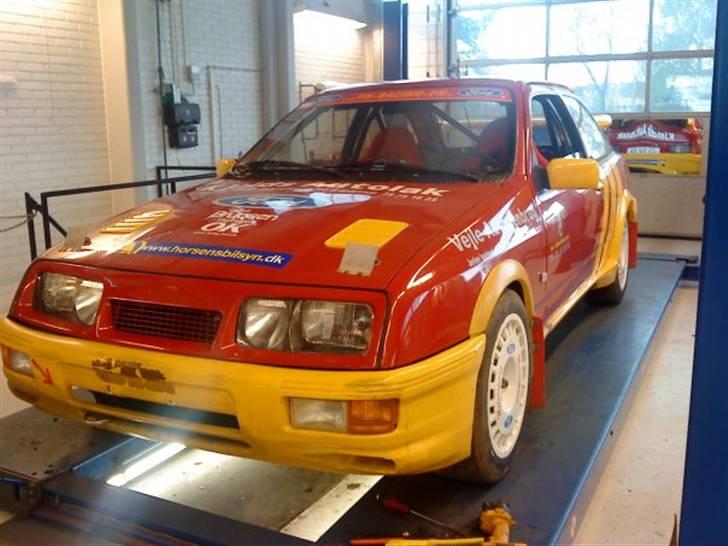 Ford sierra cosworth rs - til syn  juni 09 billede 3