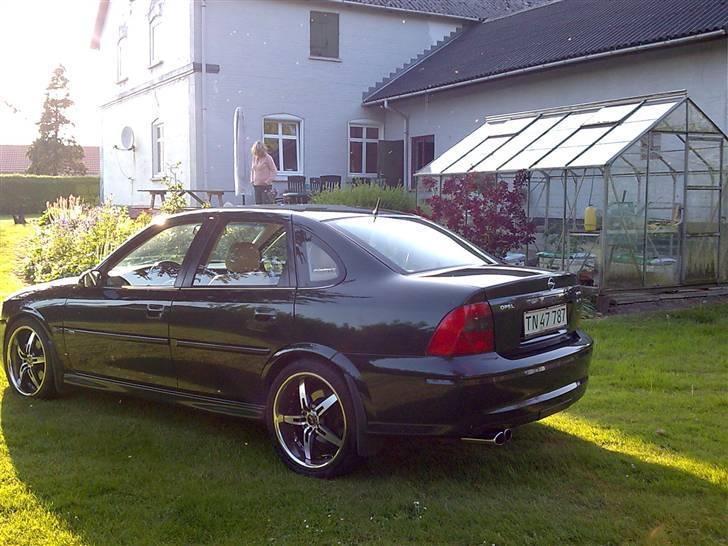 Opel Vectra B   **SOLGT** billede 2