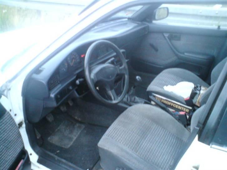 Toyota carina ll  solgt billede 7