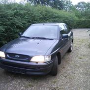 Ford escort  1.4 3d solgt 