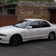 Mitsubishi Galant (DØD)