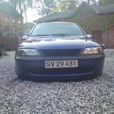 Opel Vectra B 1.8 16V