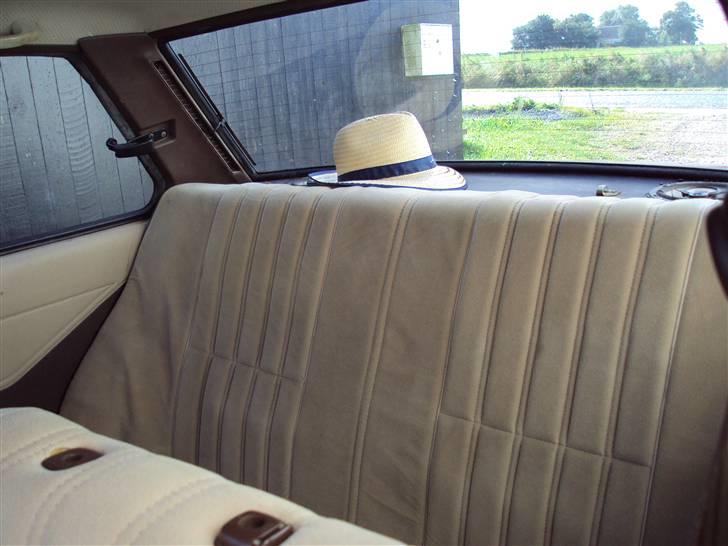 Toyota Corolla DX Ke70 Solvej - dejlig blød kabine billede 6